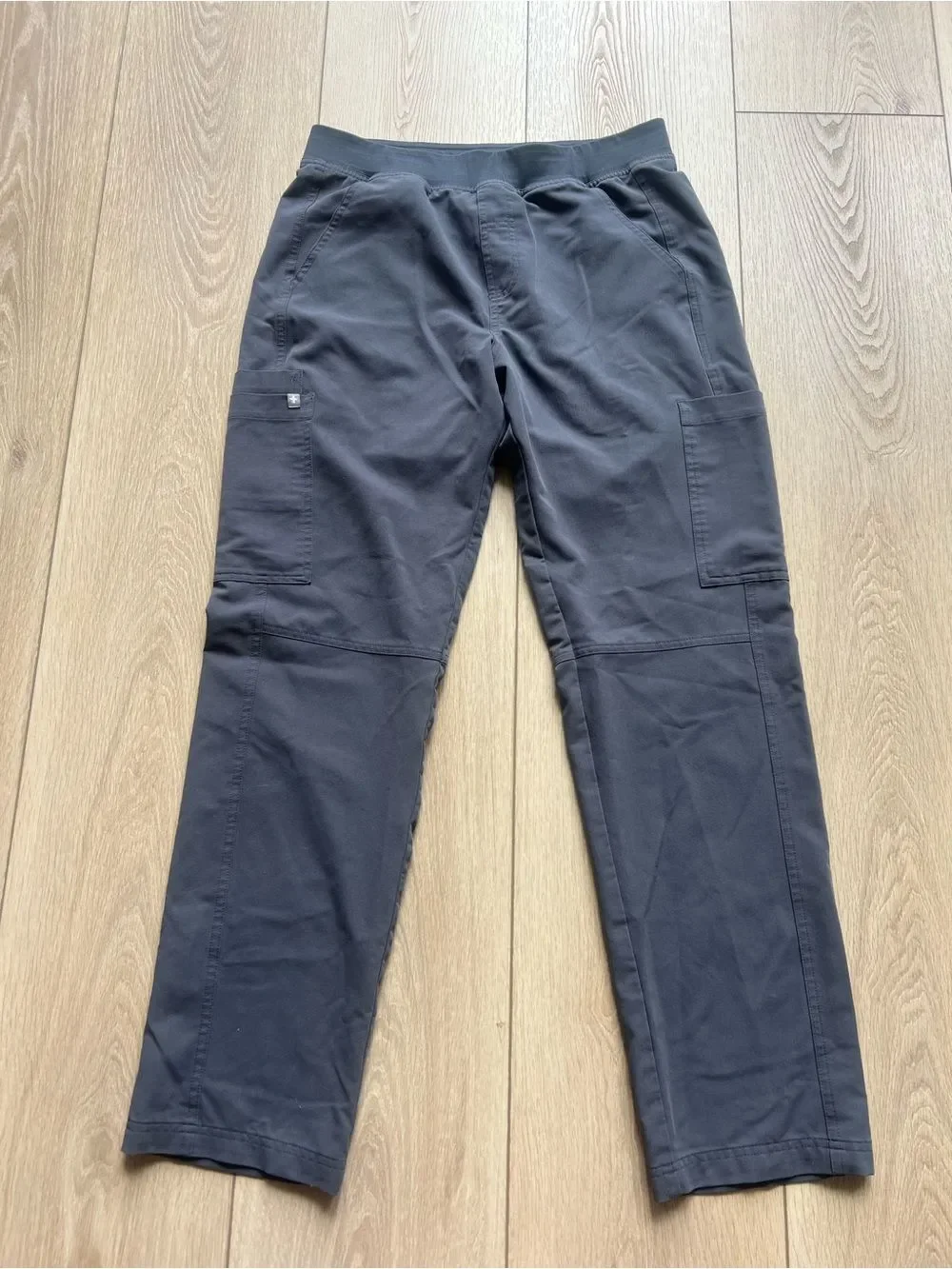 Figs Mens Slim Axim Scrub Pants Straight Leg 7 Pocket Charcoal Gray Medium